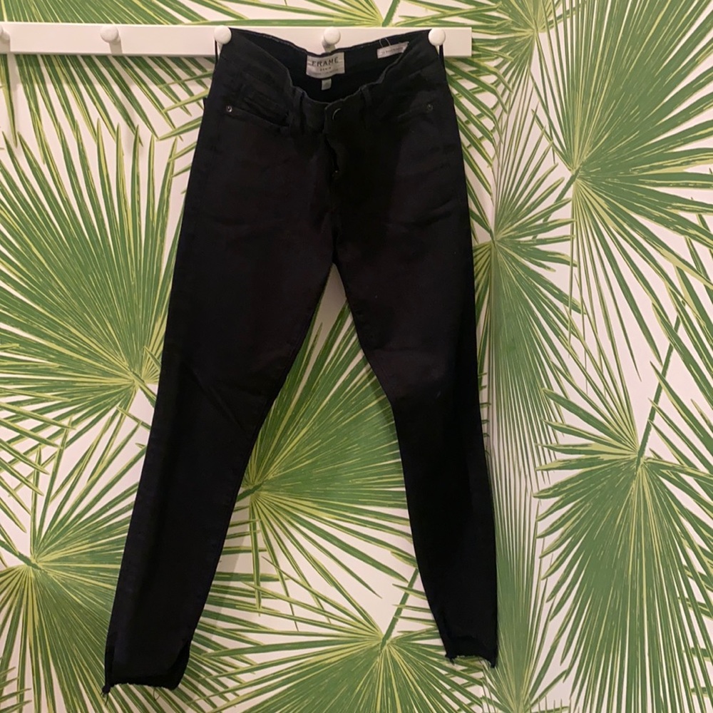 FRAME Le Skinny de Jeanne Raw Stagger Hem